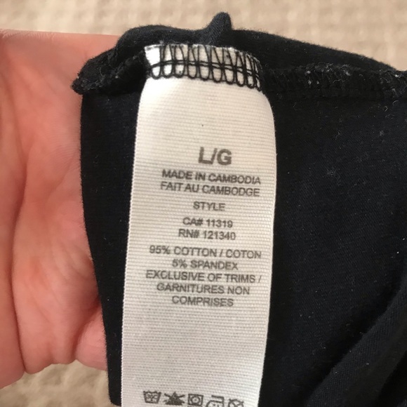 black cropped tank top - Picture 4 of 4